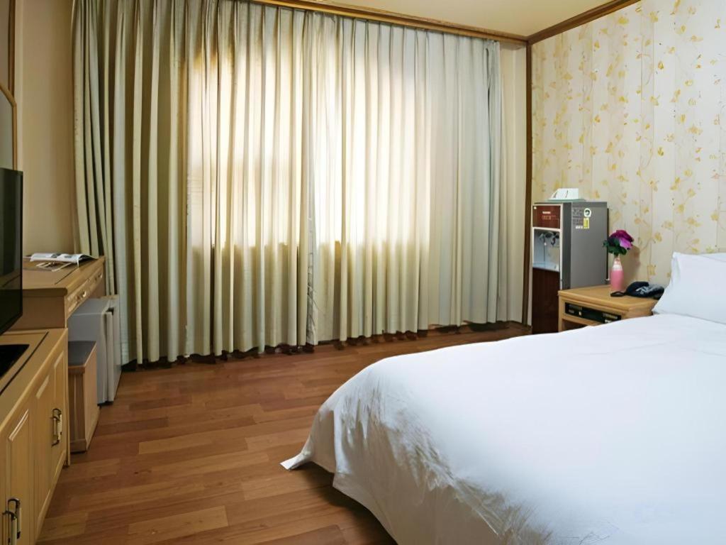 Emerald Hotel Czedżu Zewnętrze zdjęcie